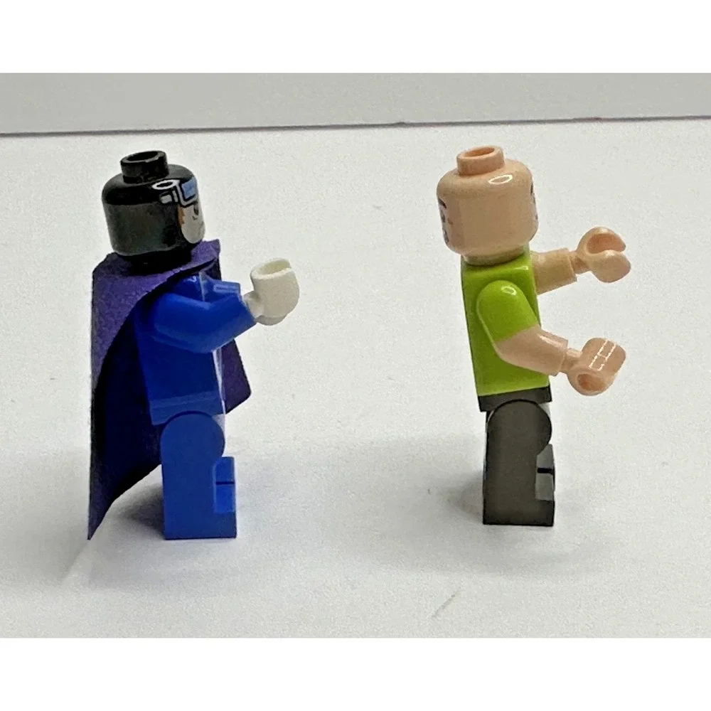Lego Scooby Doo minifigs Headless Horseman Shaggy Set of 2 as shown